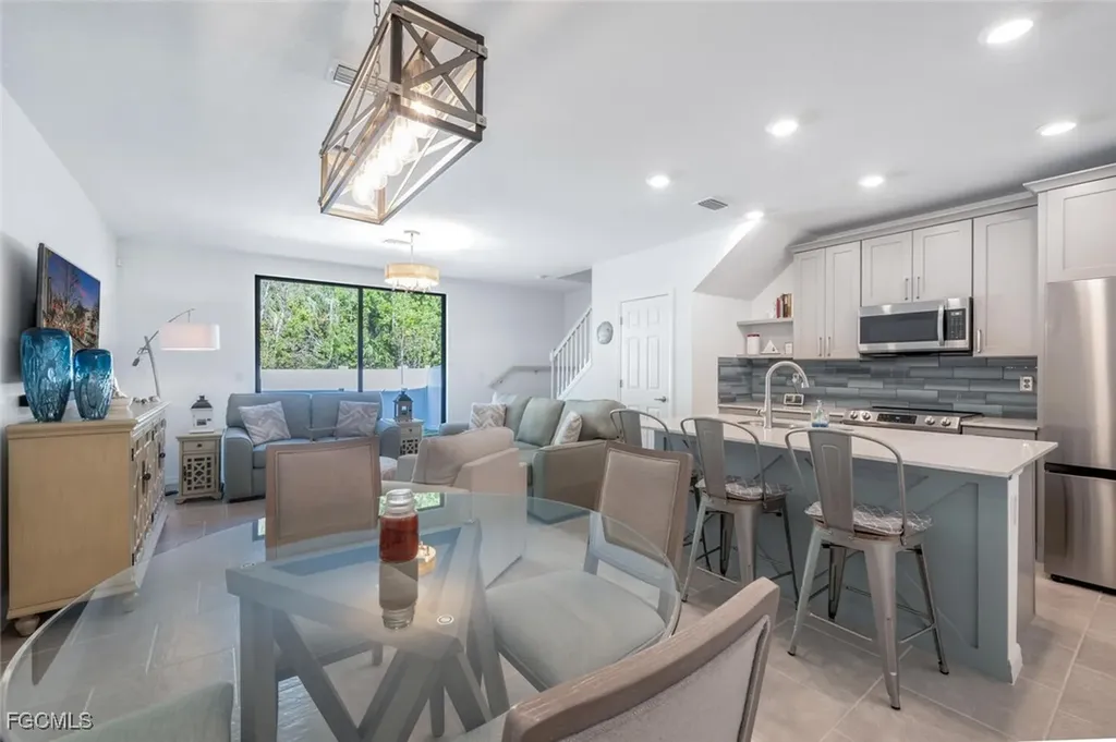 14195 Oviedo Place Fort Myers FL 33905