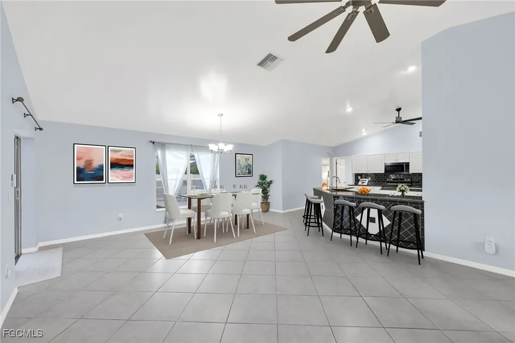 2711 SW 27th Street Cape Coral FL 33914