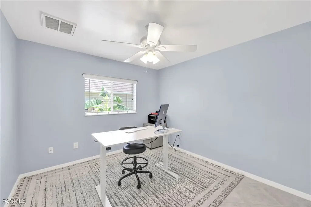 2711 SW 27th Street Cape Coral FL 33914