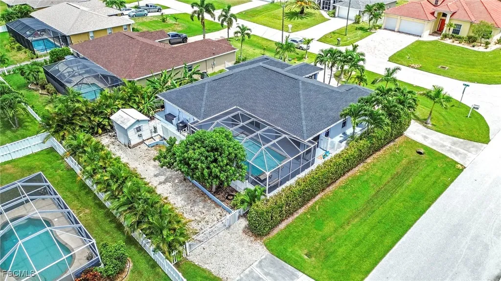 2711 SW 27th Street Cape Coral FL 33914