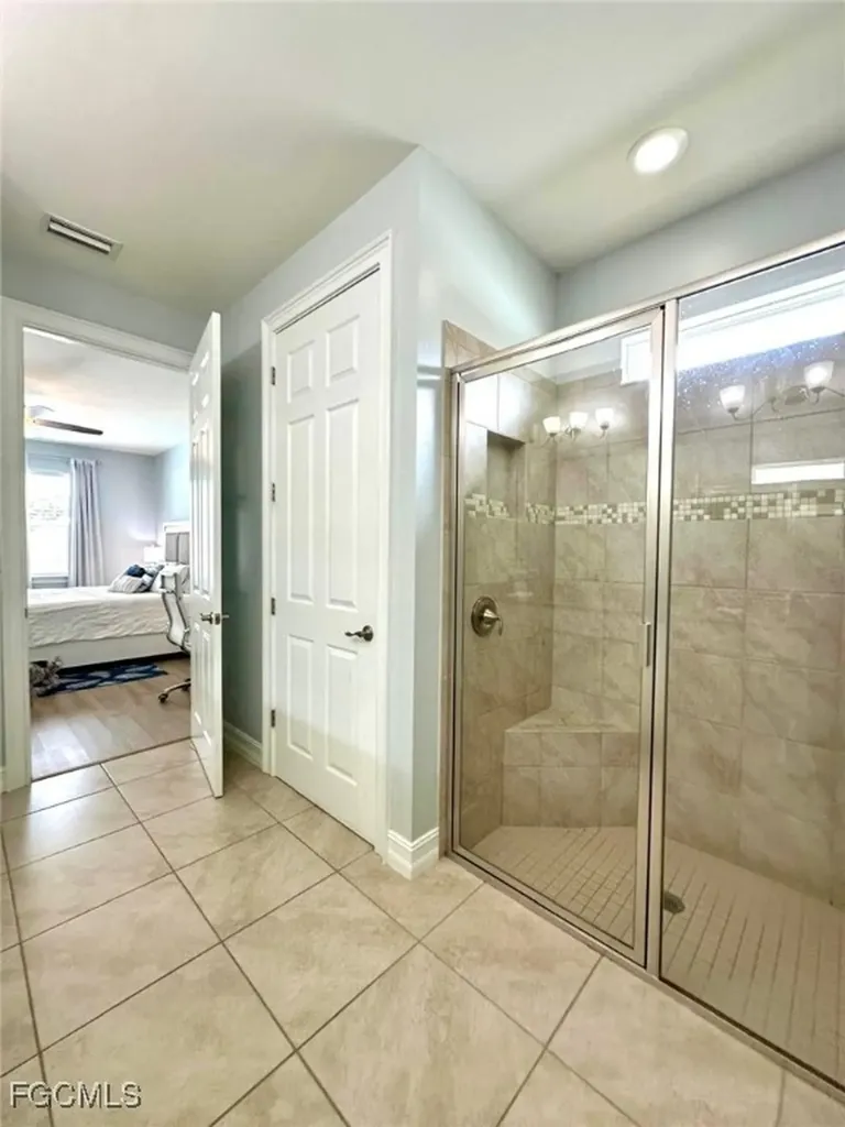 3193 Amadora Circle Cape Coral FL 33909