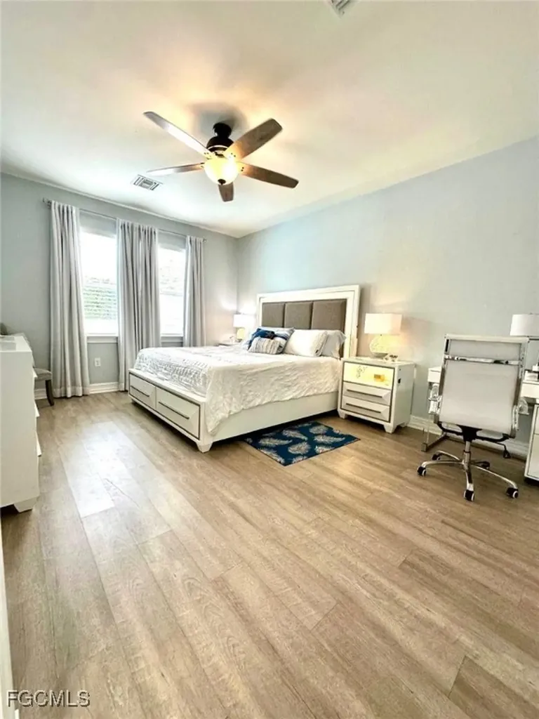 3193 Amadora Circle Cape Coral FL 33909