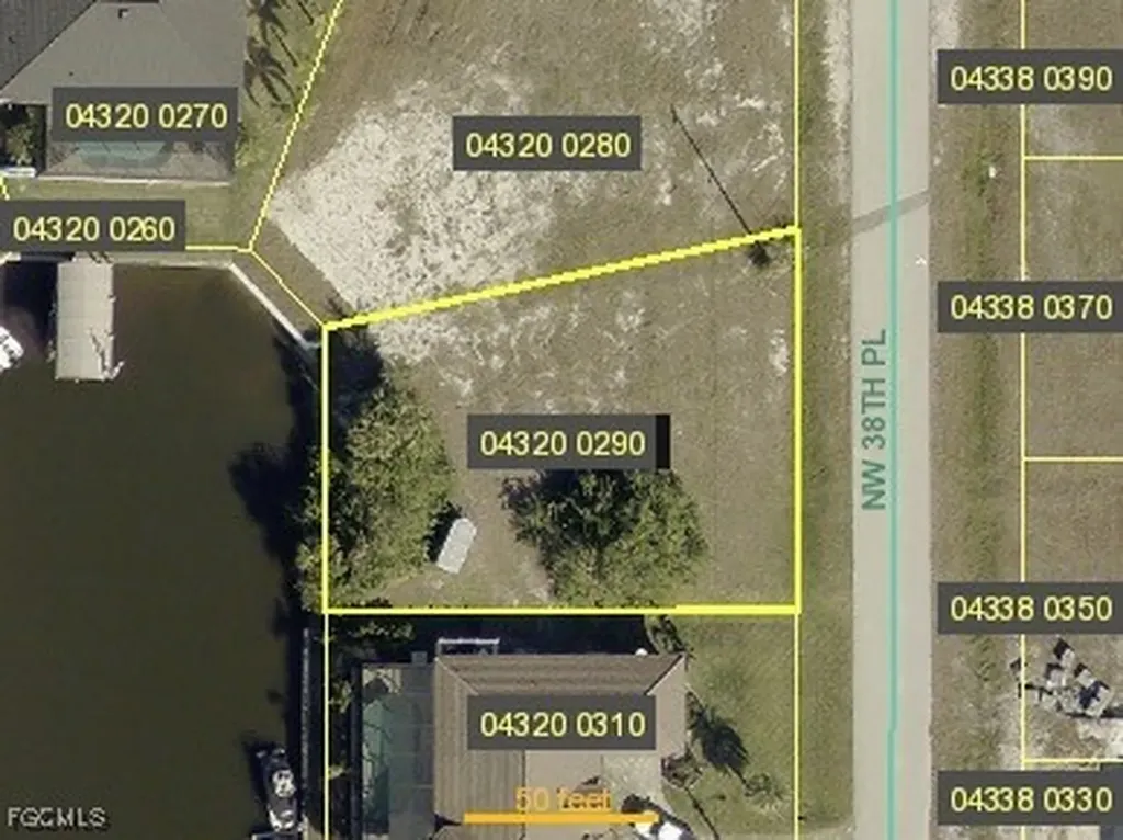 2372 NW 38th Place Cape Coral FL 33993