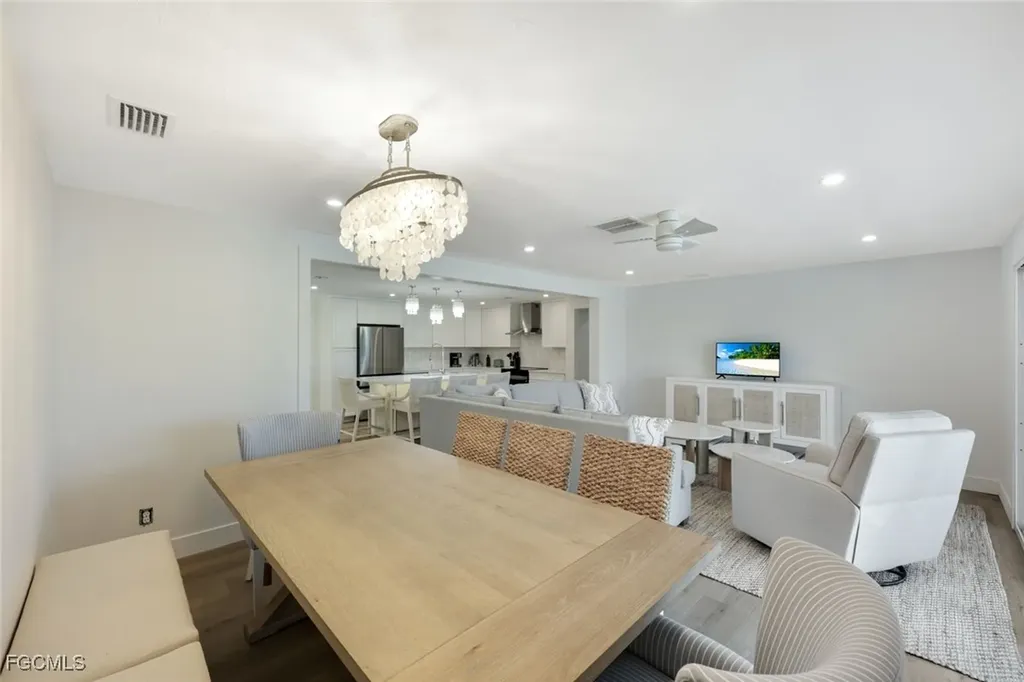 707 Durion Court Sanibel FL 33957