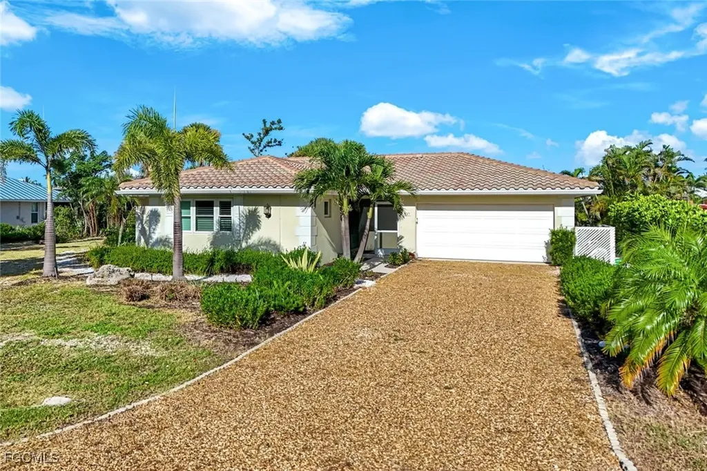 707 Durion Court Sanibel FL 33957