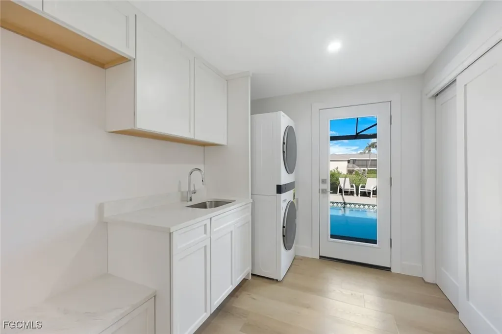 707 Durion Court Sanibel FL 33957