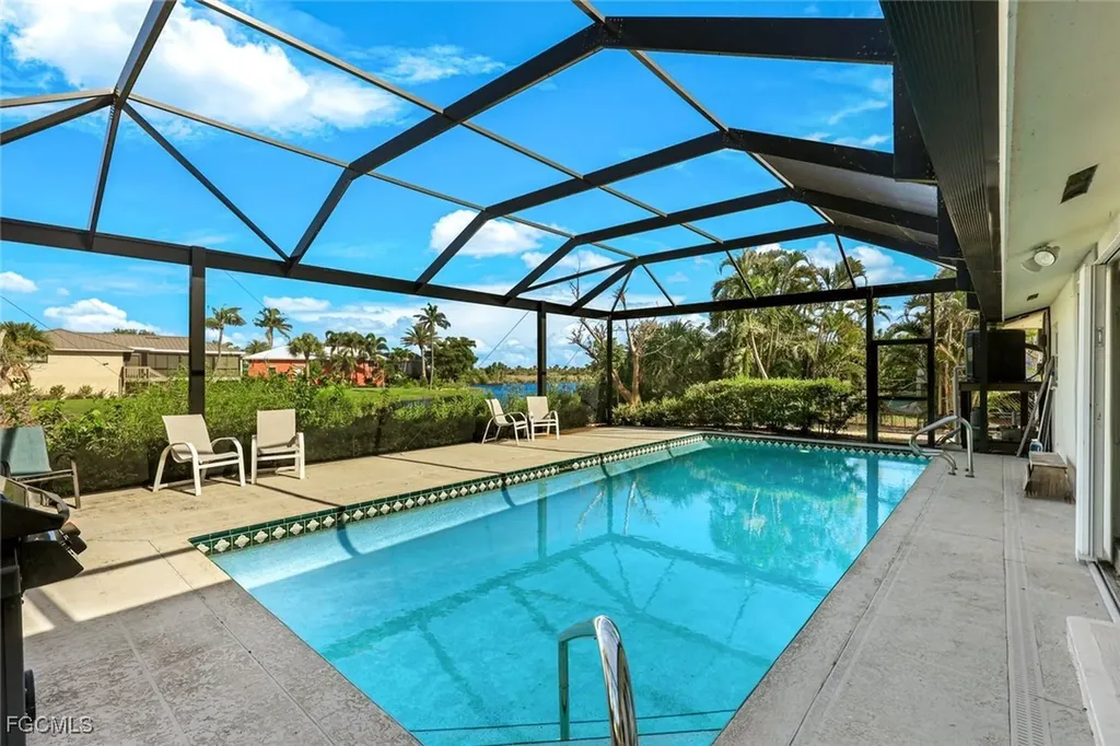 707 Durion Court Sanibel FL 33957