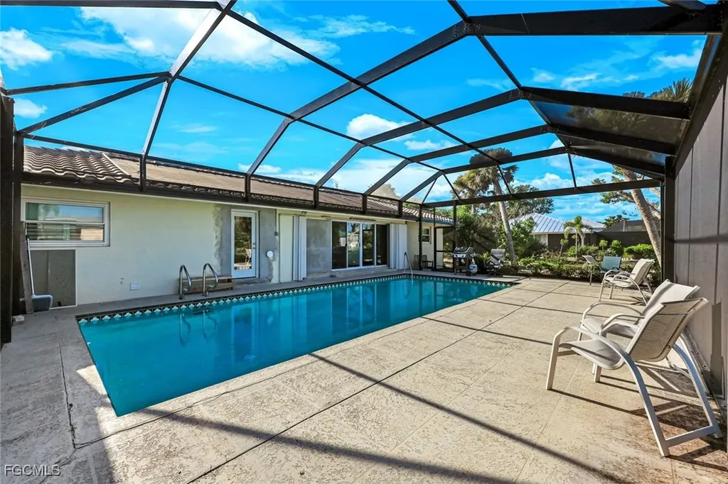 707 Durion Court Sanibel FL 33957