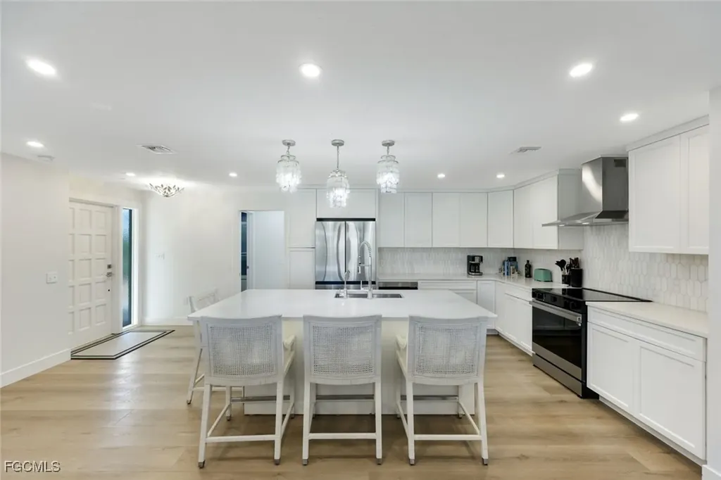 707 Durion Court Sanibel FL 33957