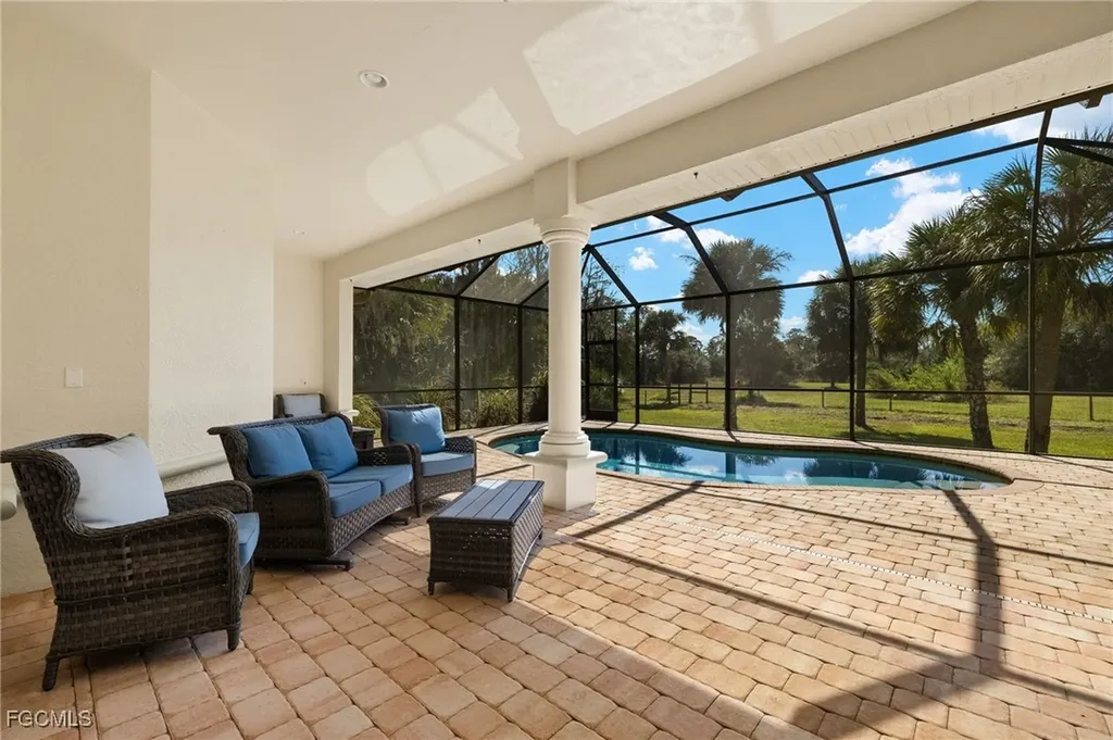 23950 Linda Lee Way Fort Myers FL 33913