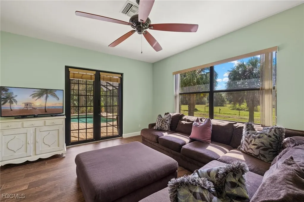 23950 Linda Lee Way Fort Myers FL 33913