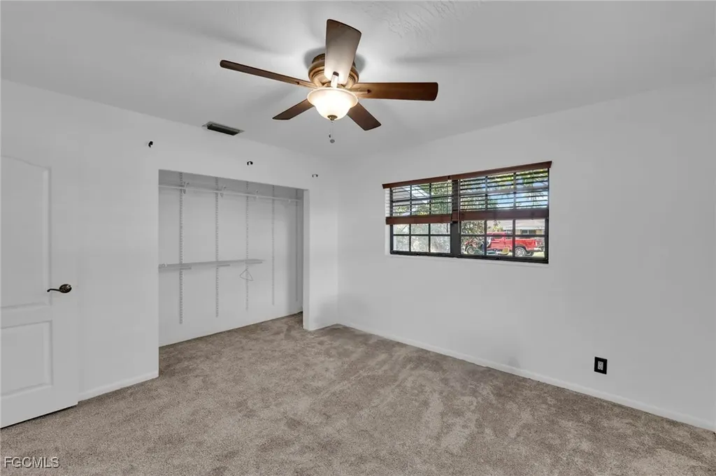 1427 Davis Drive Fort Myers FL 33919