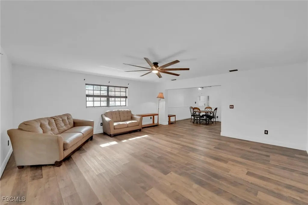 1427 Davis Drive Fort Myers FL 33919