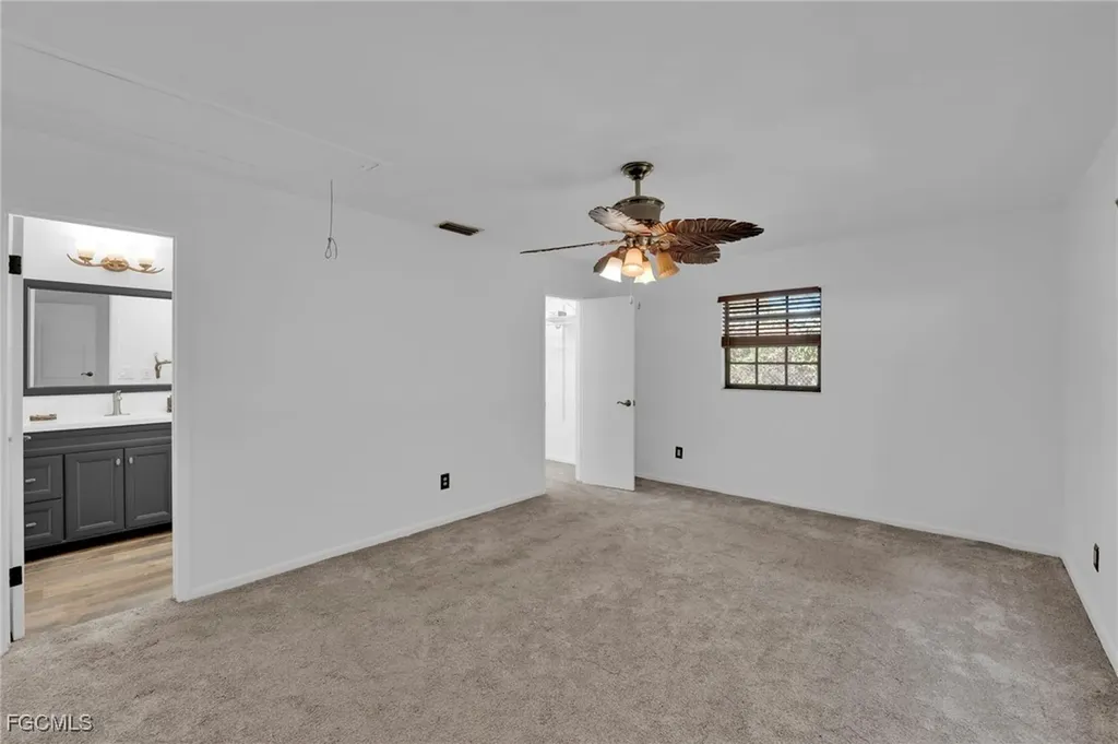 1427 Davis Drive Fort Myers FL 33919