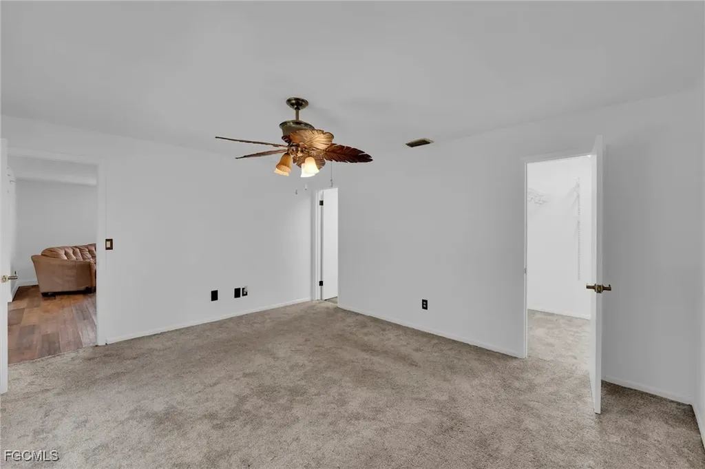 1427 Davis Drive Fort Myers FL 33919