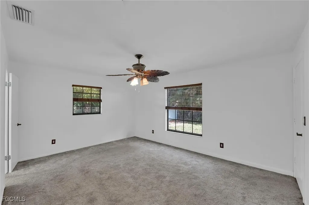 1427 Davis Drive Fort Myers FL 33919