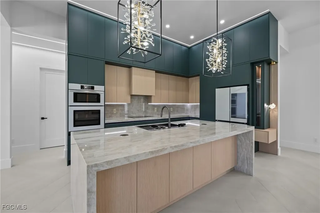 3535 SW 4th Lane Cape Coral FL 33991