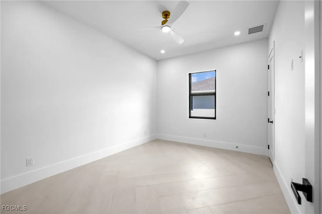 3535 SW 4th Lane Cape Coral FL 33991