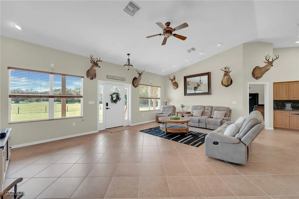 99 Trader Road Labelle FL 33935