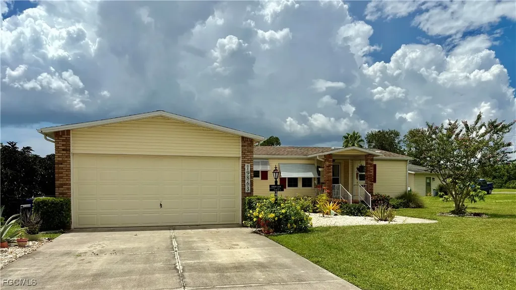 19863 Eagle Trace Court North Fort Myers FL 33903