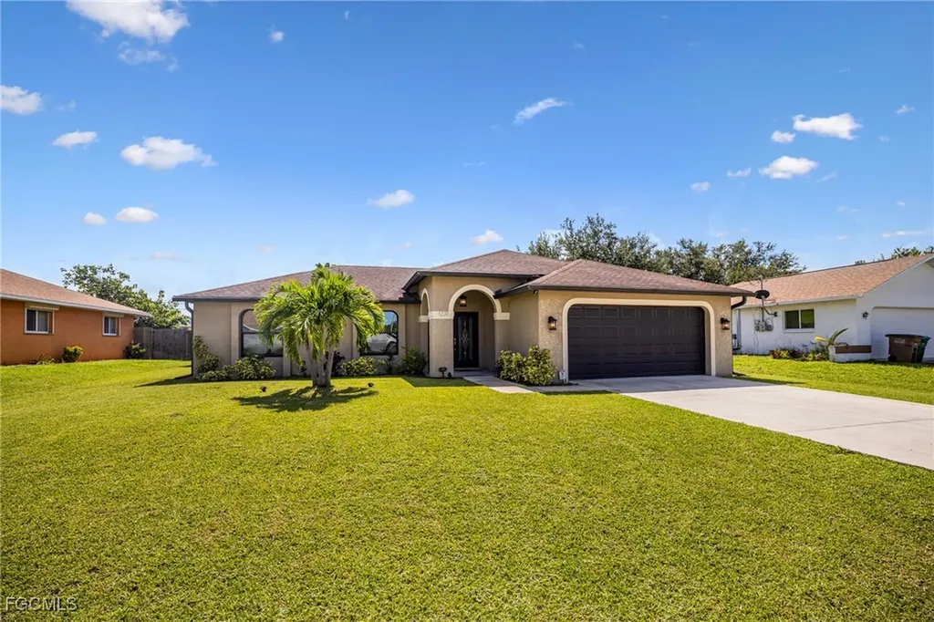 1231 SE 2nd Place Cape Coral FL 33990