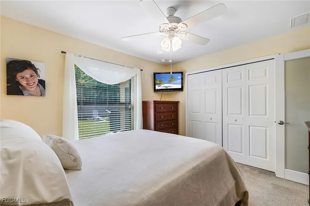 1231 SE 2nd Place Cape Coral FL 33990