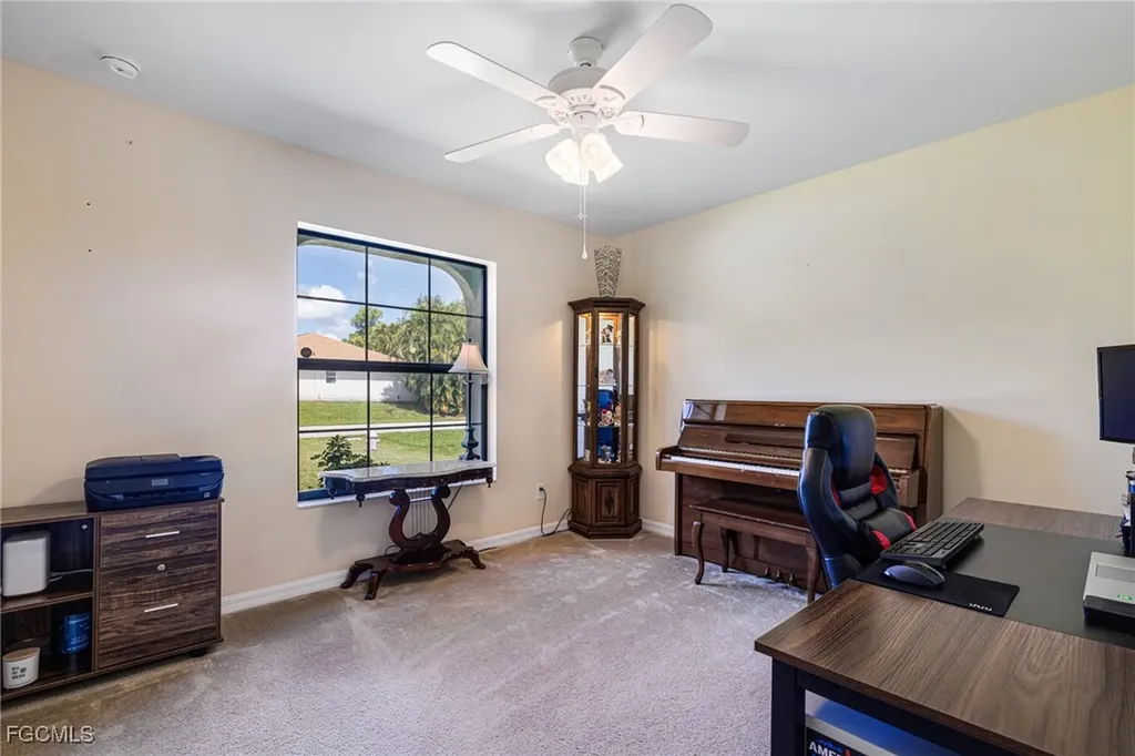 1231 SE 2nd Place Cape Coral FL 33990