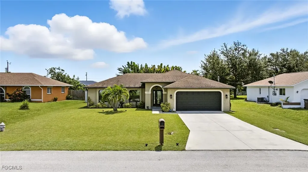 1231 SE 2nd Place Cape Coral FL 33990