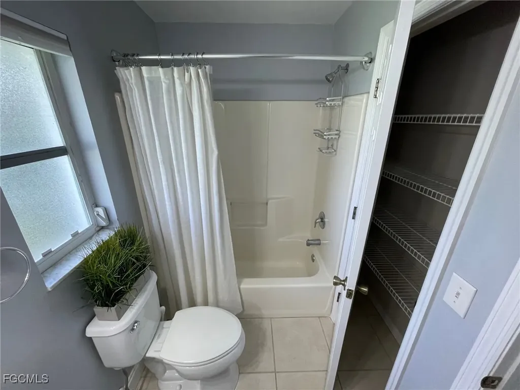 1225 SW 32nd Terrace Cape Coral FL 33914