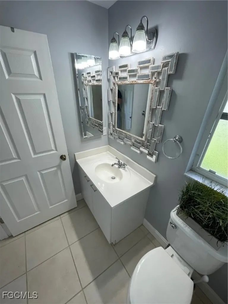 1225 SW 32nd Terrace Cape Coral FL 33914