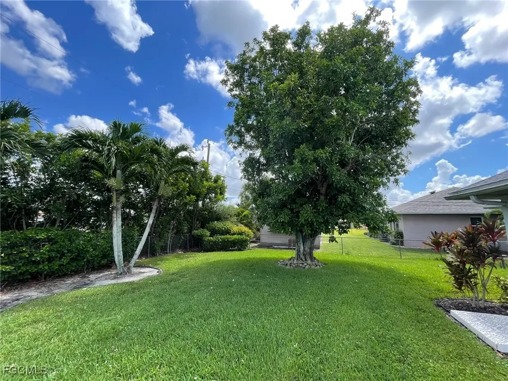 1225 SW 32nd Terrace Cape Coral FL 33914