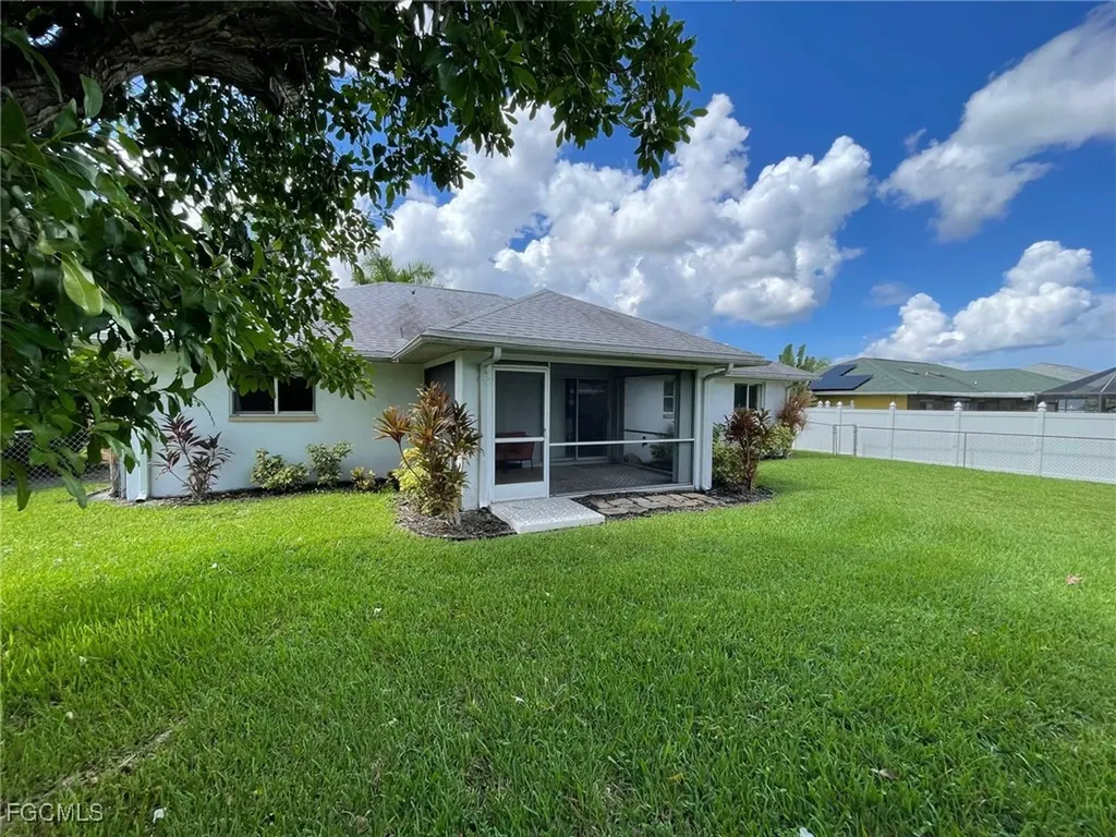1225 SW 32nd Terrace Cape Coral FL 33914
