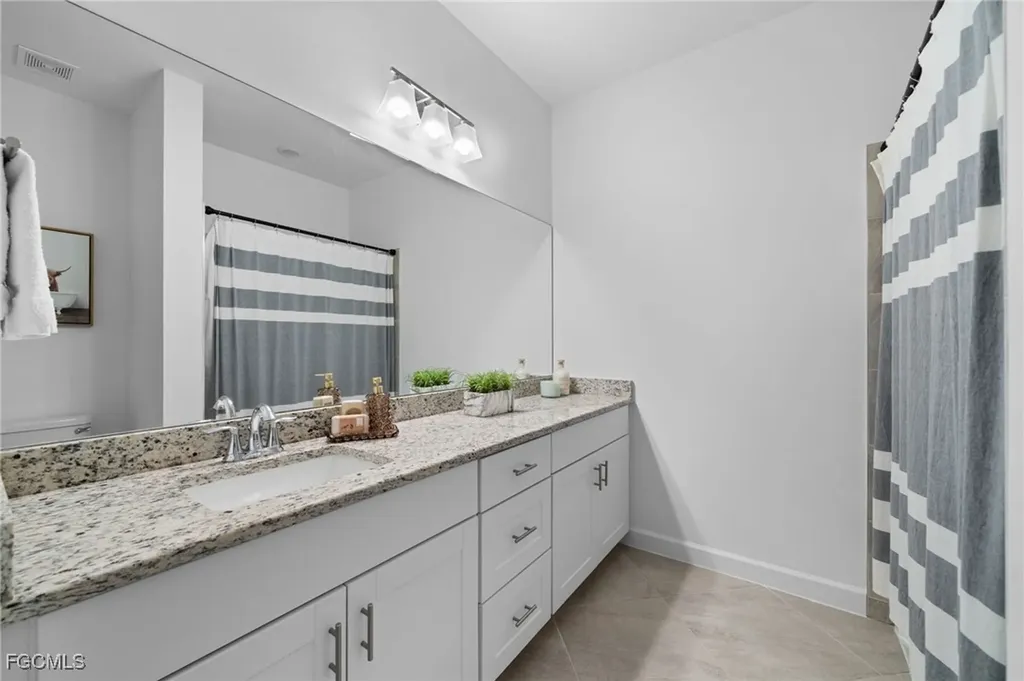 14228 Pine Lodge Lane Fort Myers FL 33913