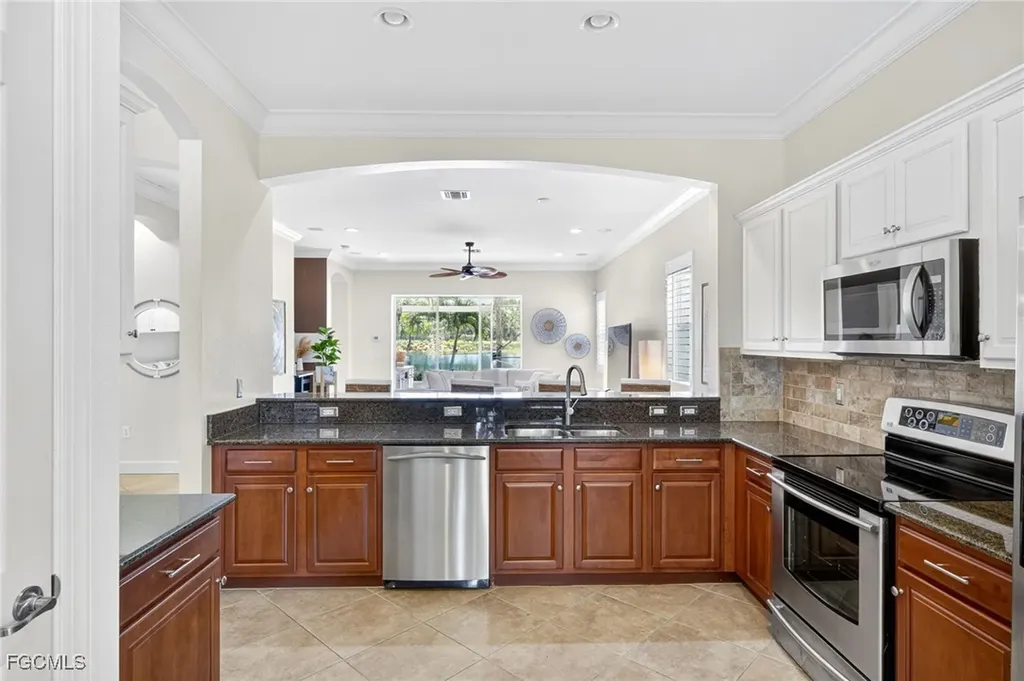 13001 Simsbury Terrace Fort Myers FL 33913