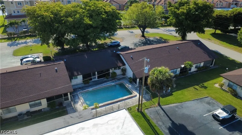 4611 SE 5th Place Cape Coral FL 33904