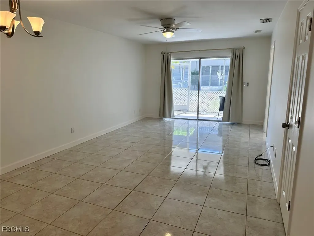 4611 SE 5th Place Cape Coral FL 33904