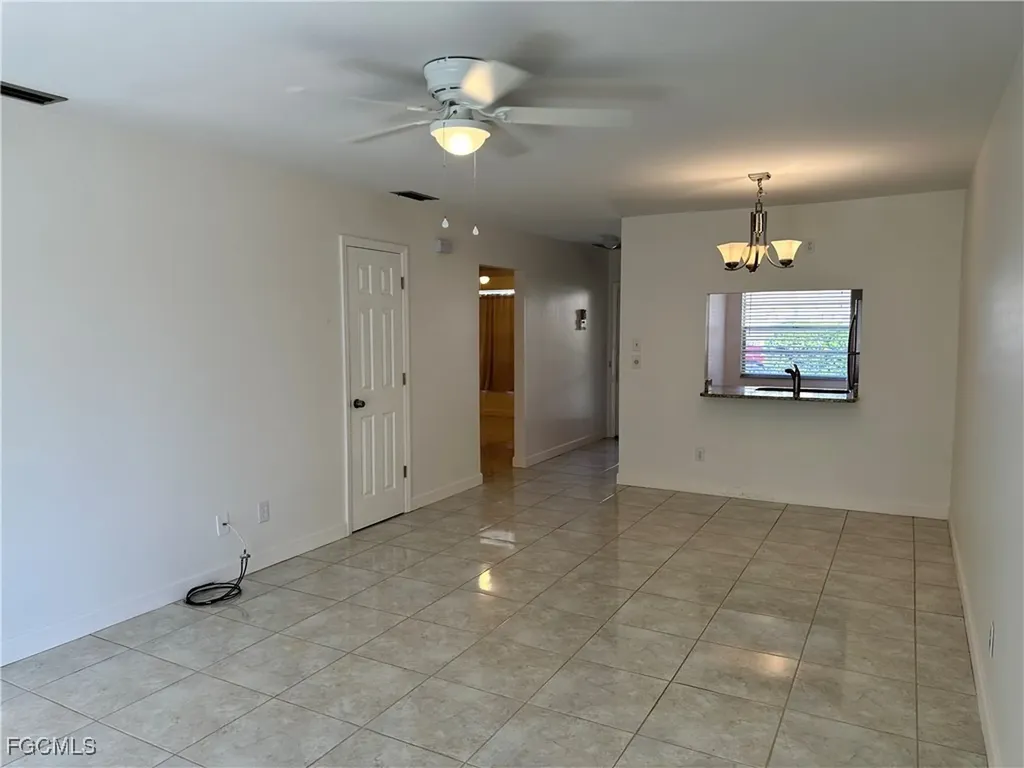 4611 SE 5th Place Cape Coral FL 33904
