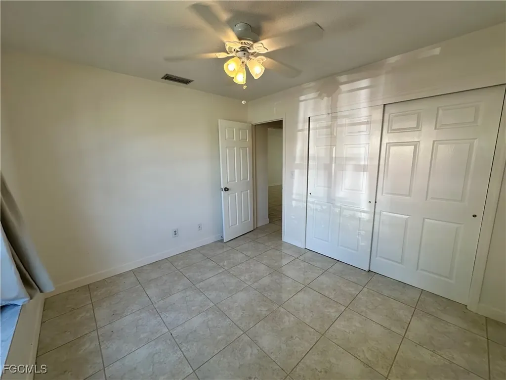 4611 SE 5th Place Cape Coral FL 33904
