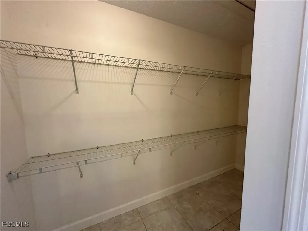 4611 SE 5th Place Cape Coral FL 33904
