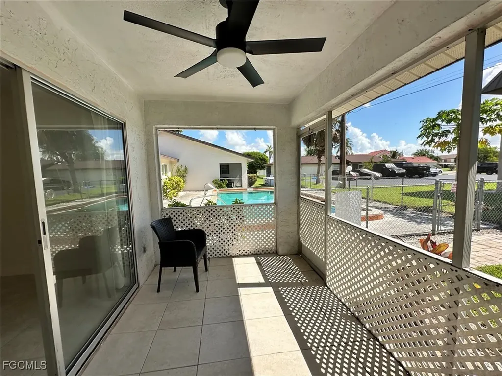 4611 SE 5th Place Cape Coral FL 33904