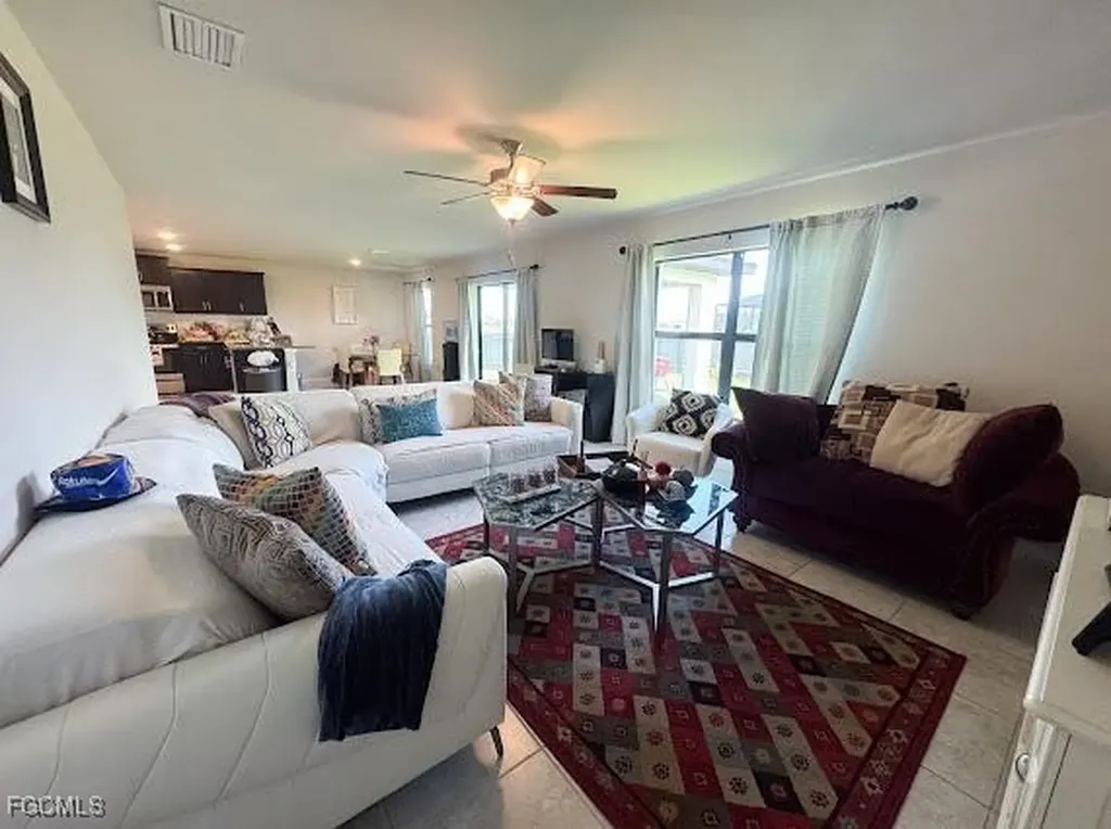 3903 NW 38th Street Cape Coral FL 33993