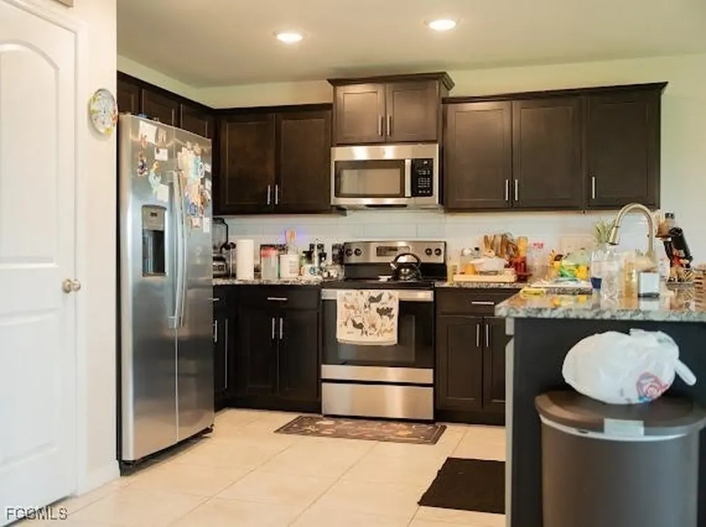 3903 NW 38th Street Cape Coral FL 33993