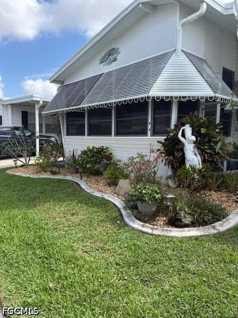 14510 Paul Revere Loop North Fort Myers FL 33917