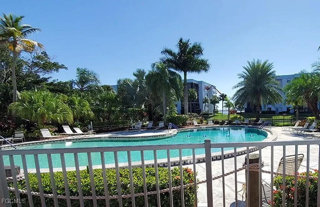 3460 N Key Drive North Fort Myers FL 33903