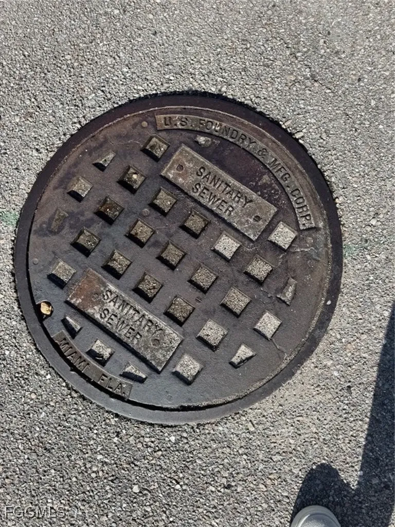 4360 Orangewood Avenue Fort Myers FL 33901