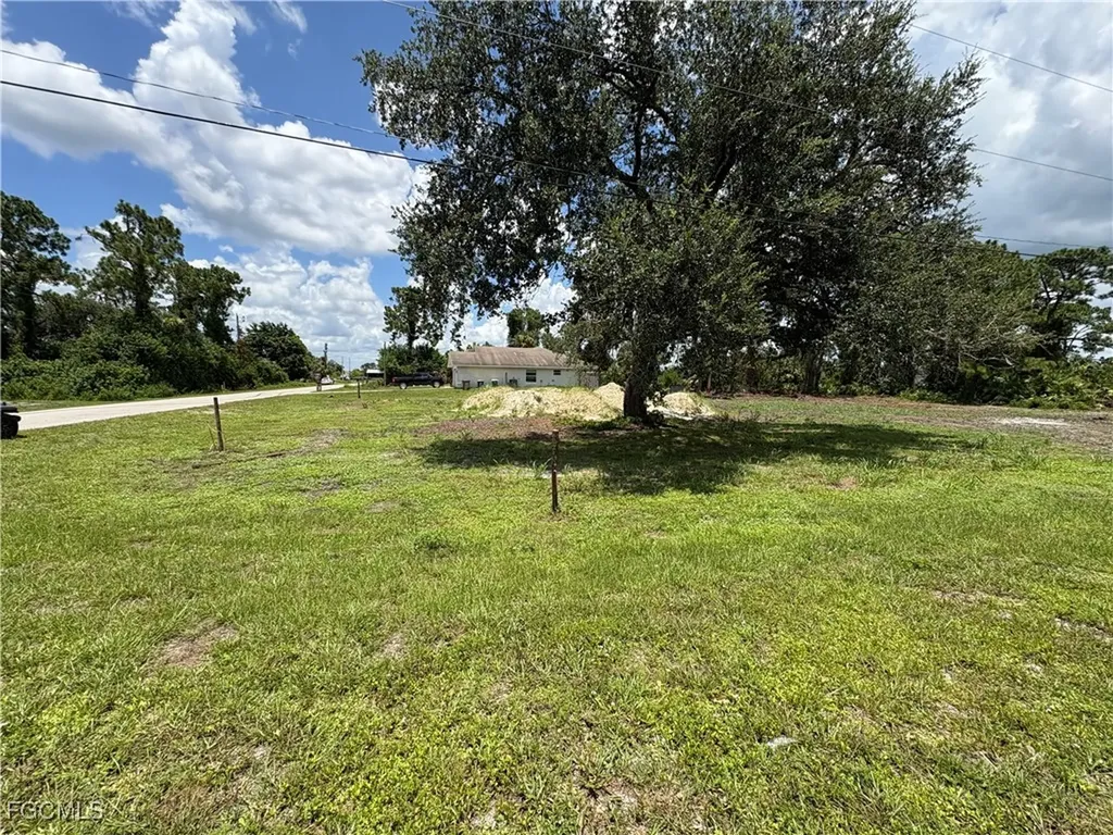 3738 Kemper Street Fort Myers FL 33905