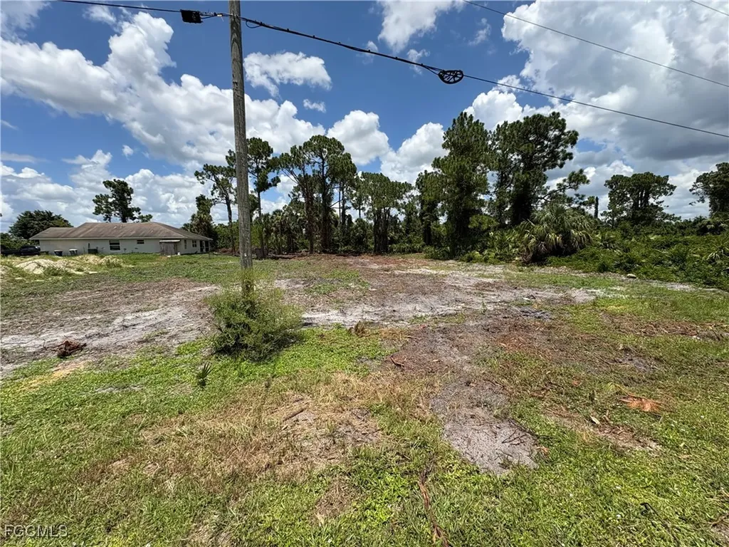 3734 Kemper Street Fort Myers FL 33905