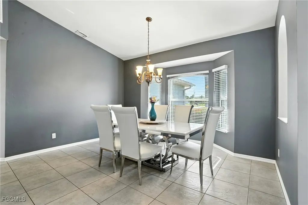 2802 SW 20th Avenue Cape Coral FL 33914