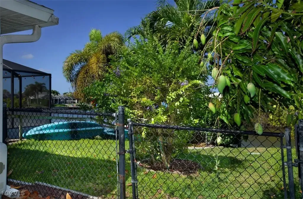 2802 SW 20th Avenue Cape Coral FL 33914