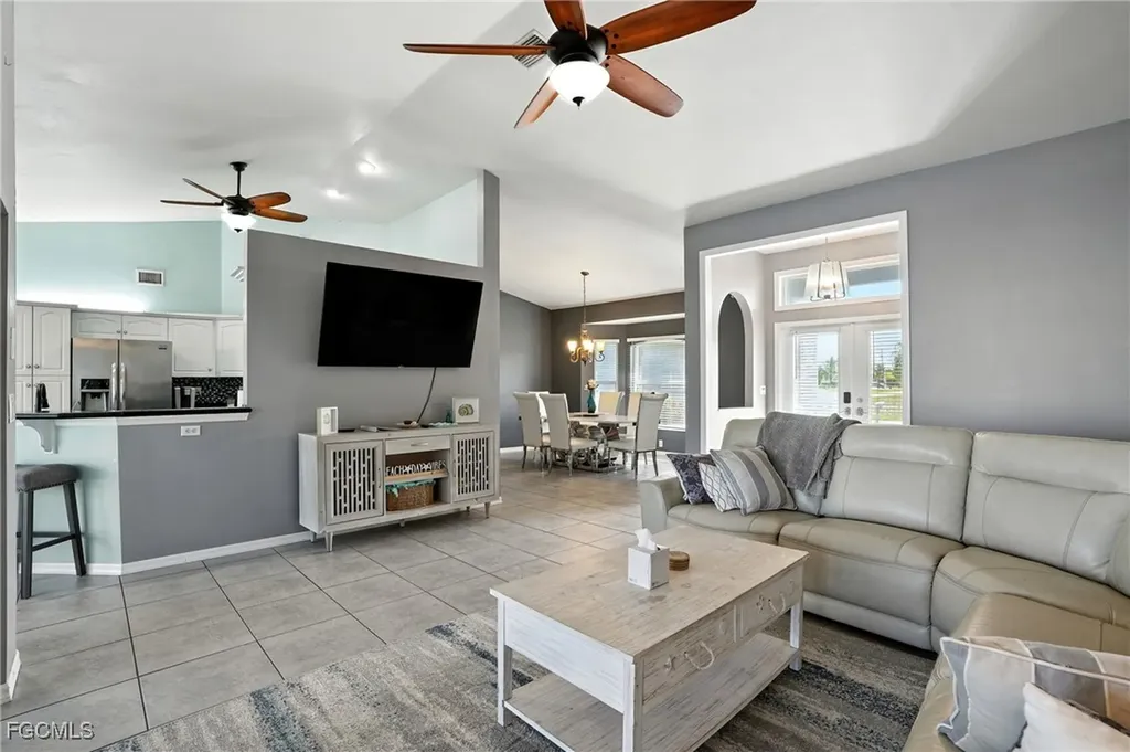 2802 SW 20th Avenue Cape Coral FL 33914